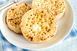 1 crumpet (44.2 g) Wheat Crumpets