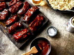 1 Cubic Inch Boneless Barbecued Pork Spareribs with Sauce