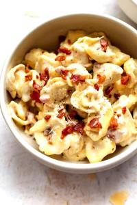 1 cup (10 oz) Creamy Tortellini with Bacon