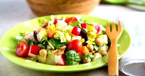 1 cup (100 g) Garden Vegetable Chopped Salad (Salad Only)