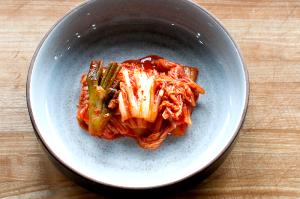 1 cup (100 g) Korean Kimchi