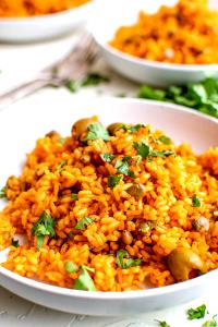 1 Cup (115.0 G) Arroz con Grandules