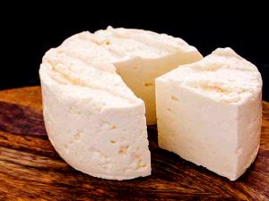 1 Cup (122.0 G) Queso Fresco Cheese