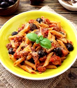 1 cup (189 g) Mediterranean-Style Chicken Penne