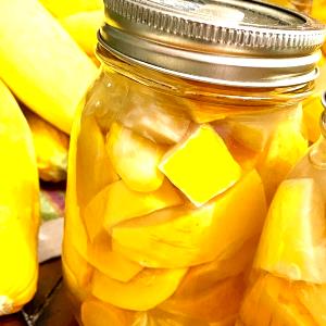 1 Cup (210.0 G) Crookneck Squash, canned