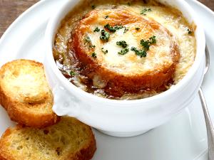 1 cup (240 ml) French Onion Soup