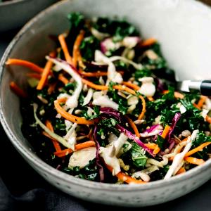 1 cup (85 g) Crispy Kale Slaw