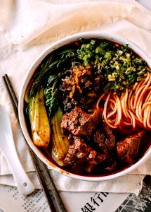 1 Cup Beef Noodle Soup (Prepared with Water, Dehydrated)