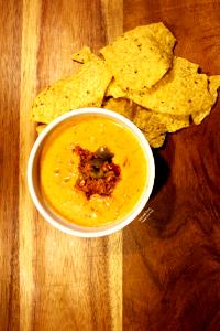 1 cup Chile con Queso Carne Style without Chips (Cup)