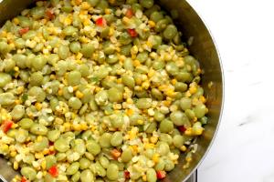 1 Cup Cooked Lima and Corn Beans (Succotash) (Fat Not Added in Cooking)