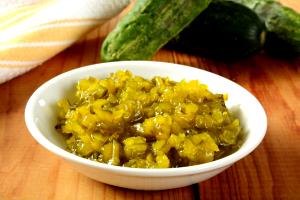 1 Cup Cucumber Pickles Relish