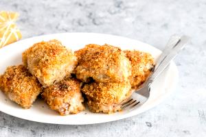 1 Cup Diced Baked or Fried Coated Chicken Thigh Skinless