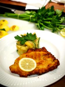 1 Cup Diced Veal Schnitzel