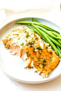 1 Cup Flaked Baked or Broiled Salmon