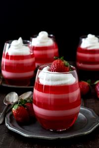 1 Cup Gelatin Dessert with Fruit