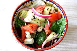 1 Cup Greek Salad