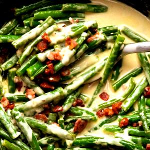 1 Cup Green String Beans Creamed or with Cheese Sauce (Canned)