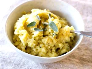 1 Cup Mashed Potato made with Milk, Fat and Egg (from Dry)