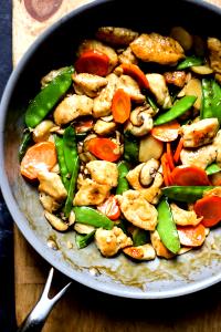 1 Cup Moo Goo Gai Pan