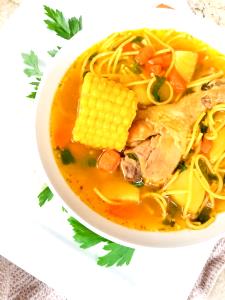 1 Cup Puerto Rican Style Chicken Rice Soup (Sopa De Pollo Con Arroz)