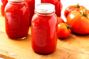 1 Cup Red Tomatoes (In Tomato Juice, Canned)