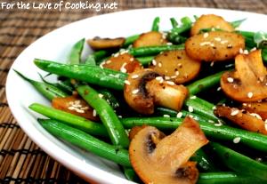 1 Cup Rice with Green Beans and Water Chestnuts in Sherry Mushroom Sauce (Frozen Side Dish)