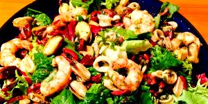 1 Cup Seafood Garden Salad with Seafood (Eggs, Vegetables Excluding Tomato and Carrots)