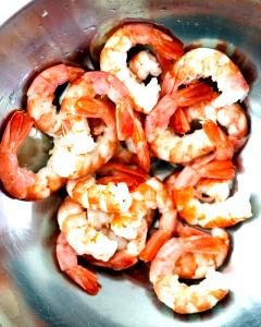 1 Cup Shelled, Raw (yield After Cooking) Baked or Broiled Shrimp