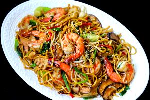 1 Cup Shrimp Chow Mein or Chop Suey with Noodles