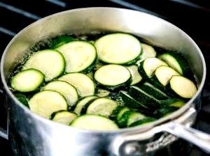 1 Cup, Sliced (180.0 G) Zucchini, cooked