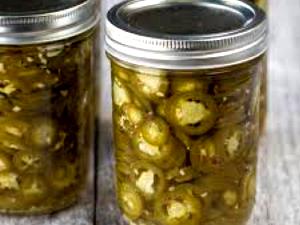 1 Cup Sliced Jalapeno Peppers (Solids and Liquids, Canned)