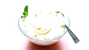 1 cup Strained Greek Yogurt