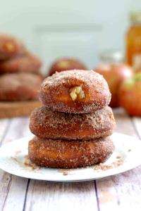 1 donut (146 g) Filled Jelly Donut - Apple with Cinnamon Crumb