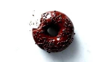 1 donut (85 g) Chocolate Frycake