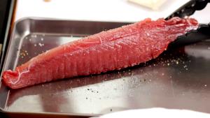 1 Fillet (308.0 G) Skipjack Tuna, cooked