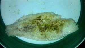 1 Fillet (6-1/4" X 3-1/2" X 3/4") Baked or Broiled Flounder