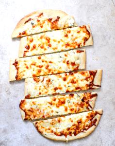 1 flatbread Four Cheesy Flatbread