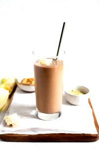 1 Glass Chocolate Banana Smoothie