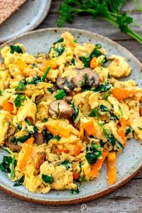 1 Jumbo Egg Omelet or Scrambled Egg with Vegetables