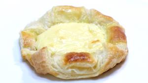 1 Large (approx 7" Dia) Danish Pastry with Cheese