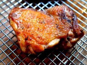 1 Lb Chicken Thigh Meat (Broilers or Fryers, Flour, Fried, Cooked)