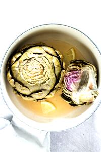 1 Leaf Cooked Artichoke (from Frozen, Fat Not Added in Cooking)