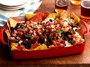 1 meal (685 g) Super Nachos