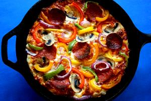 1 Medium (13" Dia) Thick Crust Pizza with Beans and Vegetables