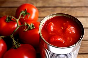 1 Medium Cooked Tomatoes (Canned)