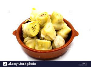 1 Medium Globe Cooked Artichoke (Canned)