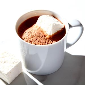 1 Medium Hot Chocolate, 2% Milk (Medium)