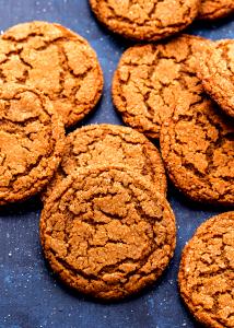 1 Medium Molasses Cookie