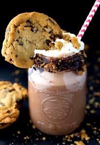 1 milkshake (16 oz) Cookies & Cream Milkshake (Large)