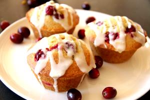 1 muffin (110 g) Cranberry Orange Muffin